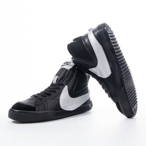 Nike Mid-top Sneakers